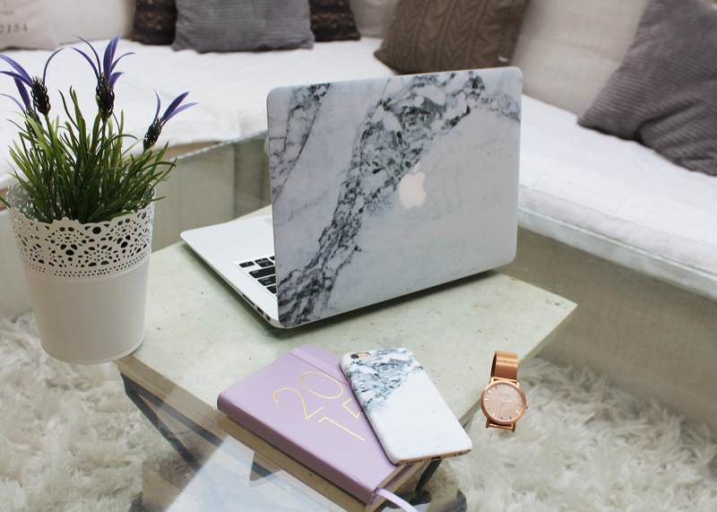 Caseapp_marble_macbook_skin.jpg
