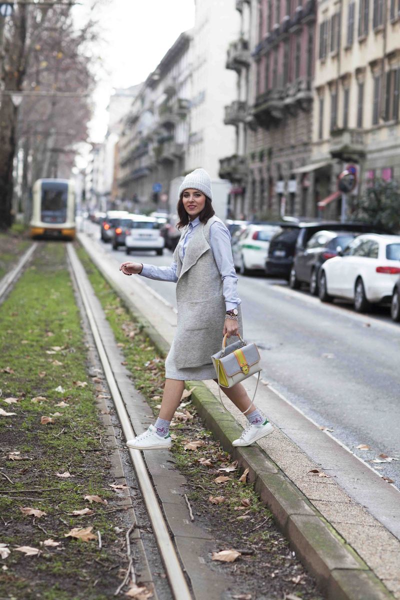 Gonna_tubino_Zara_2_Gilet_Stradivarius_2_Borsa_Paula_Cademartori_MG_8418.jpg